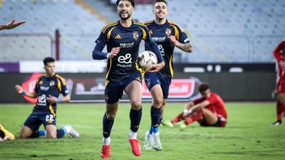 جراديشار يتفوق علي وسام أبو علي خلال مواجهة الأهلي وحرس الحدود