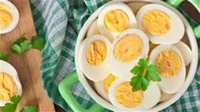 البيض المسلوق: غذاء مثالي لتعزيز المناعة وتسريع الشفاء من البرد
