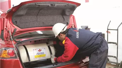 كيفية تحويل السيارة إلى الغاز الطبيعي لتقليل التكاليف والحفاظ على البيئة