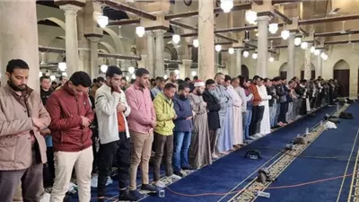 كيفية اداء صلاة التراويح وعدد ركعاتها.. هل نؤديها 41 ركعة؟