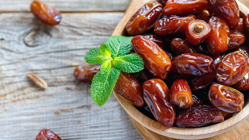 فوائد تناول التمر