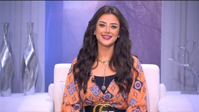 تفاصيل محاكمة بلوجر شهير لاتهامه بسب وقذف رضوى الشربيني اليوم