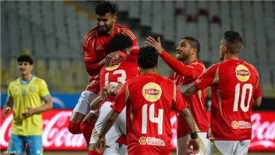 النادي الأهلي يحفز لاعبيه بمكافئة مالية قبل مباراة القمة أمام الزمالك