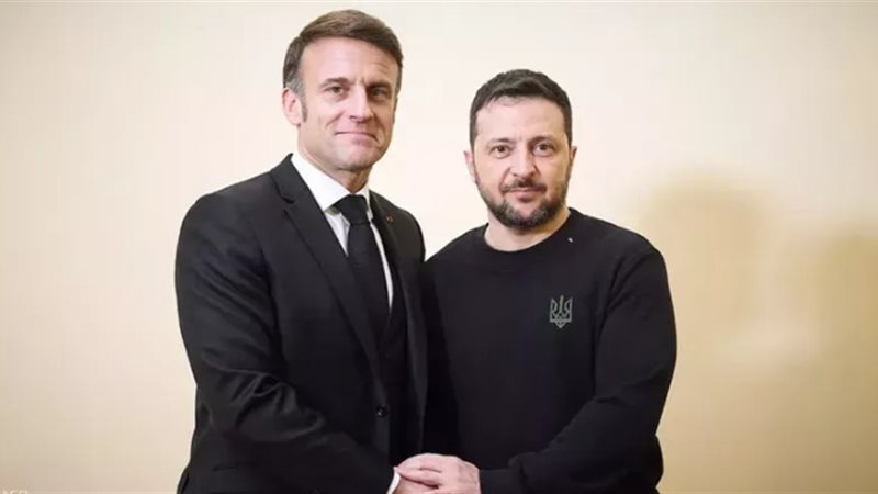 زيلينسكي وماكرون