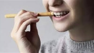 حكم استخدام السواك في رمضان.. هل يفسد الصيام أم لا؟ 