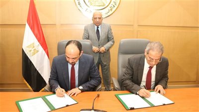 تفاصيل توقيع بروتوكول آليات تركيب عدادات الكهرباء الجديدة بدور العبادة للأوقاف