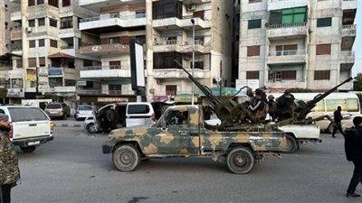 السلطات السورية تعتقل رئيس الاستخبارات العامة السابق وسط اشتباكات في اللاذقية