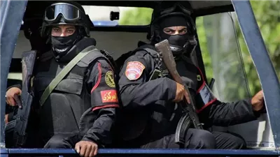 تفريغ كاميرات المراقبة لكشف هوية مرتكبي سطو مسلح على محل جواهرجي بالمهندسين