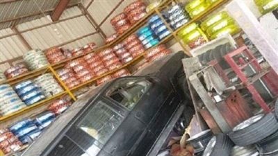 حادث دهس في بولاق الدكرور.. سيارة مسرعة تصدم 4 أشخاص وتدمر محلين