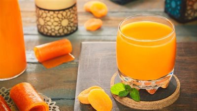 ما لا تعرفه عن قمر الدين.. كنز الفيتامينات والمعادن في كوب واحد