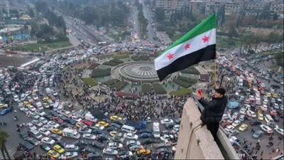 ديانة رئيس الدولة هي الإسلام .. تعرف على بنود إعلان سوريا الدستوري