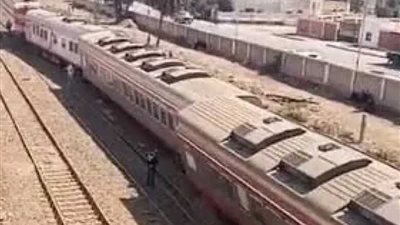 آخر أخبار خروج قطار عن مساره بخط الإسكندرية للقاهرة.. القصة الكاملة 
