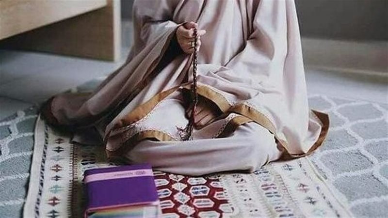 موعد آذان العشاء