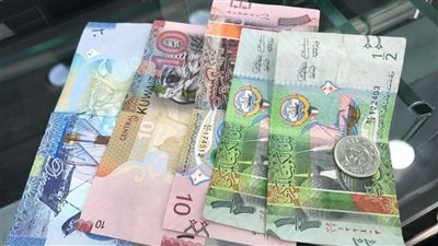 سعر الدينار الكويتي اليوم الأحد 6-4-2025 داخل البنوك والسوق السوداء 