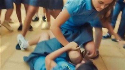 القصة الكاملة لـ تشويه وجه طالبة بمدرسة لغات في 6 أكتوبر على يد زميلاتها