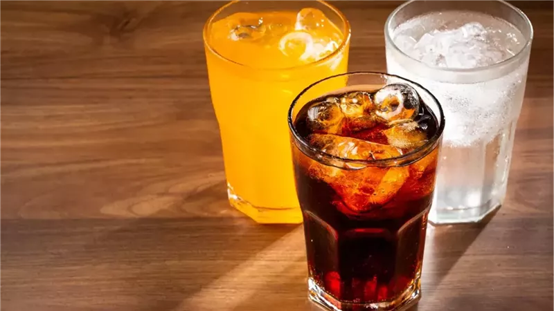 أضرار تناول المشروبات