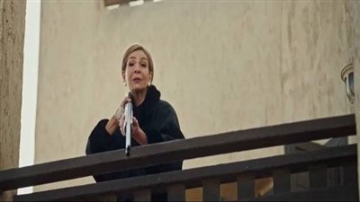 مسلسل نص الشعب اسمه محمد الحلقة الثالثة.. والدة عصام عمر تستقبله بالنار ومشروع رانيا يوسف ينهار