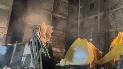 المتضررين من حريق مزلقان منشأة ناصر يروون التفاصل: 