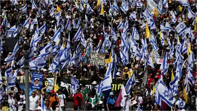 عائلات الرهائن تصدر بيان ناري و تتهم نتنياهو بالتلاعب بأرواح ذويهم 