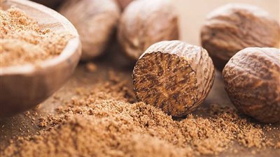 فوائد جوزة الطيب.. تحسن الذاكرة وتحمي من الزهايمر وتخفف الألم