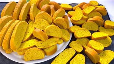 الفايش الصعيدي.. المخبوزة الذهبية التي يعشقها الكثيرون مع الشاي