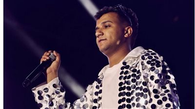 عصام صاصا يحول ألمه إلى فن.. 