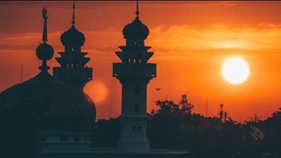 موعد أذان المغرب اليوم السبت ومواقيت الصلاة بالمحافظات