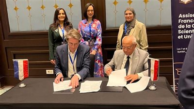 جامعة مصر للمعلوماتية توقع اتفاقيتي تعاون مع جامعتي 