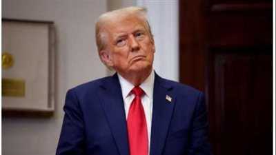 شبكة CNN تكشف عن سبب تراجع ترامب عن قراره بشأن التعريفات