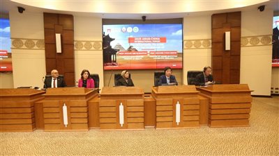الجامعة المصرية الصينية تطلق المنتدى الصيني الدولى للطب التقليدي.. صور