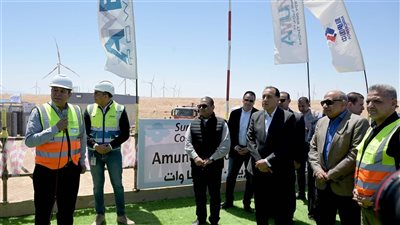 محطة أمونت للرياح برأس غارب.. تفاصيل زيارة رئيس الوزراء ووزير الكهرباء