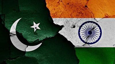 آخر تطورات الأوضاع بين الهند وباكستان بعد اشتعال حـ ـرب الصواريخ بينهما 