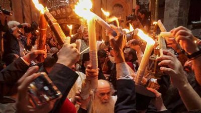 أشهر عادات وطقوس المصريين في سبت النور 2025.. موعد ظهور النور المقدس