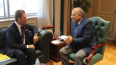  كواليس لقاء وزير الكهرباء وسفير سويسرا لبحث التعاون بمجالات الطاقة المتجددة 