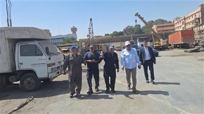 تفاصيل زيارة وزير الكهرباء لورش صيانة المعدات ومخازن التشوين بالشركة القابضة