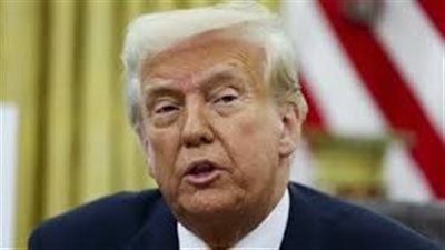 البيت الأبيض يطلق صورة رسمية جديدة لترامب بخلفية داكنة وغياب العلم الأمريكي