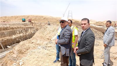 تفاصيل زيارة وزير الكهرباء لبرجى عبور قناة السويس وخط الربط المصري السعودي 