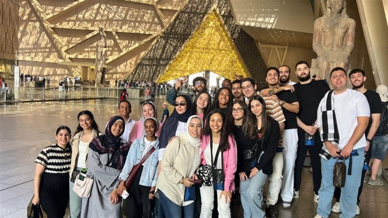 طلاب جامعة جزيرة