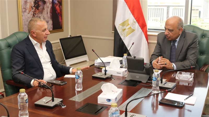مباحثات وزير الكهرباء