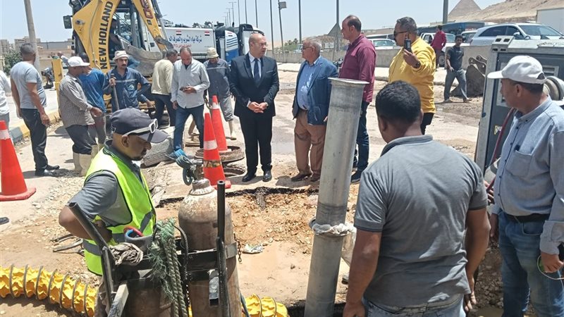 إصلاح خط المياه بهضبة