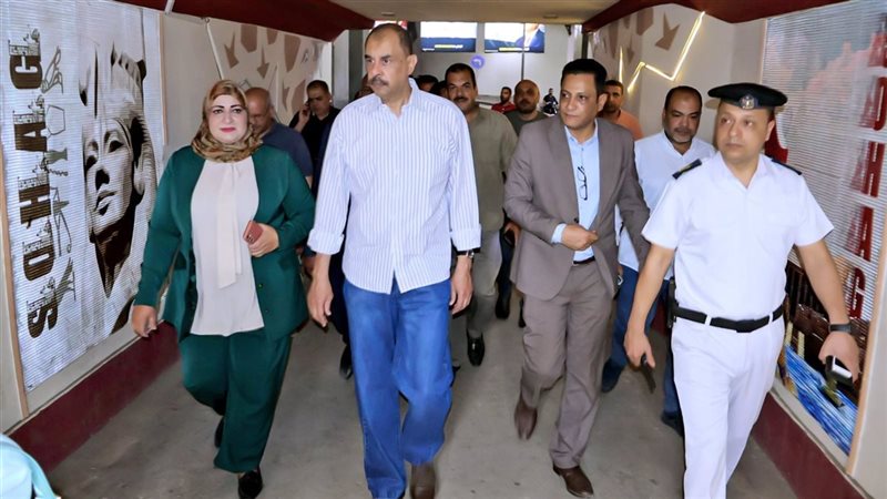محافظ سوهاج في جولته