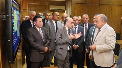 جولة تفقدية لوزير الكهرباء داخل هيئة المواد النووية لمتابعة سير العمل
