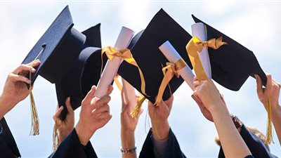 حكم إقامة حفلات التخرج.. «الإفتاء» توضح الرأي الشرعي والضوابط