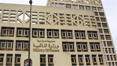 وزارة المالية تعلن التحصيل النقدي بسبب أعطال إلكترونية: تعليمات عاجلة للجهات الحكومية