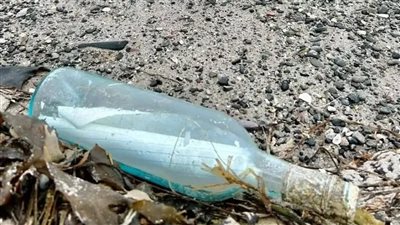 رسالة حب عابرة للمحيط.. وصلت بعد 13 عامًا و300 ألف كيلومتر!