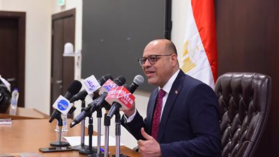 العمل تطلق حملة لحماية عمال 