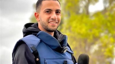 الصحفي الفلسطيني أنس الشريف.. حكاية صوت الحقيقة الذي أسكته الاحتلال