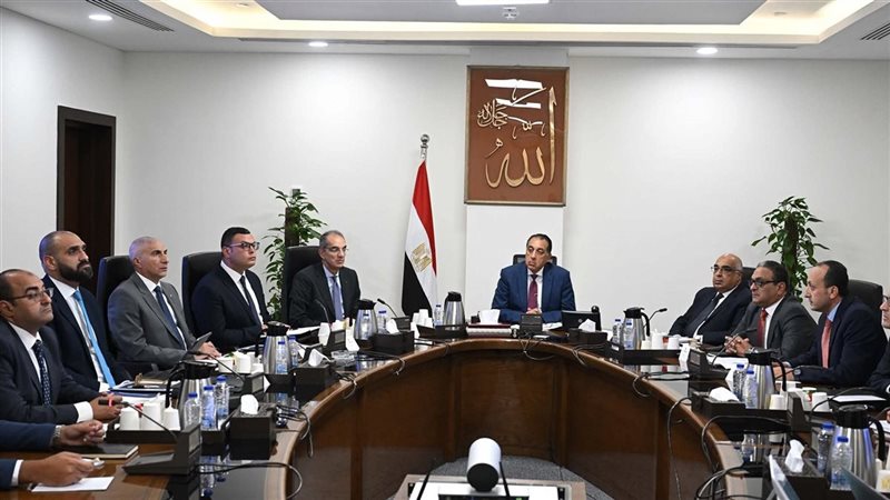 اللجنة الاستشارية