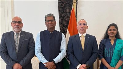 تفاصيل مباحثات رئيس شركة أوراسكوم والسفير الهندي لزيادة فرص الاستثمار 