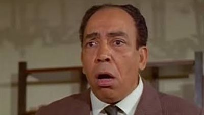 ذكرى ميلاد إسماعيل ياسين.. من حلم الغناء إلى أيقونة الكوميديا ومأساة الضرائب